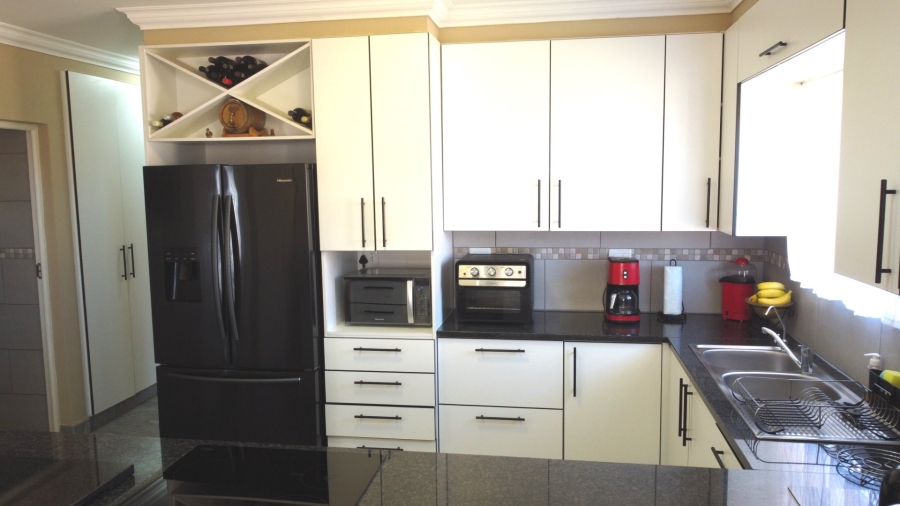 2 Bedroom Property for Sale in Island Cove Western Cape